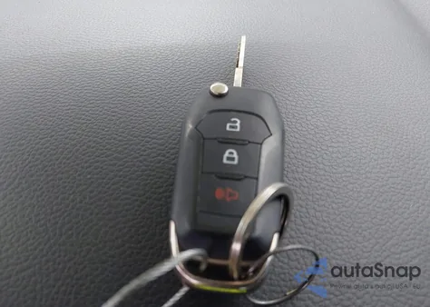 2020 Ford Ranger Xlt z USA, uszkodzony, nr VIN 1FTER4EH2LLA00909